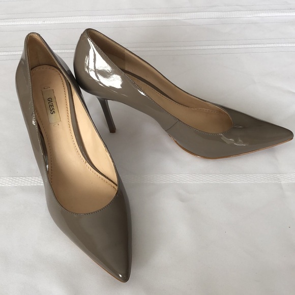 Guess Neutral Tone shoes - Picture 3 of 5